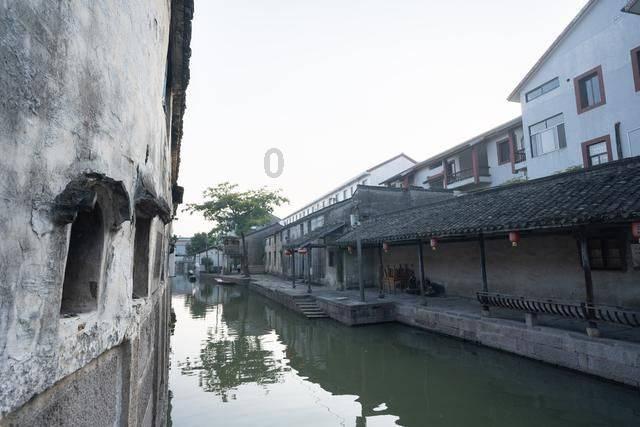 起鱼喽!江苏盱眙渔民冬捕起鱼 喜迎新春好“丰”景